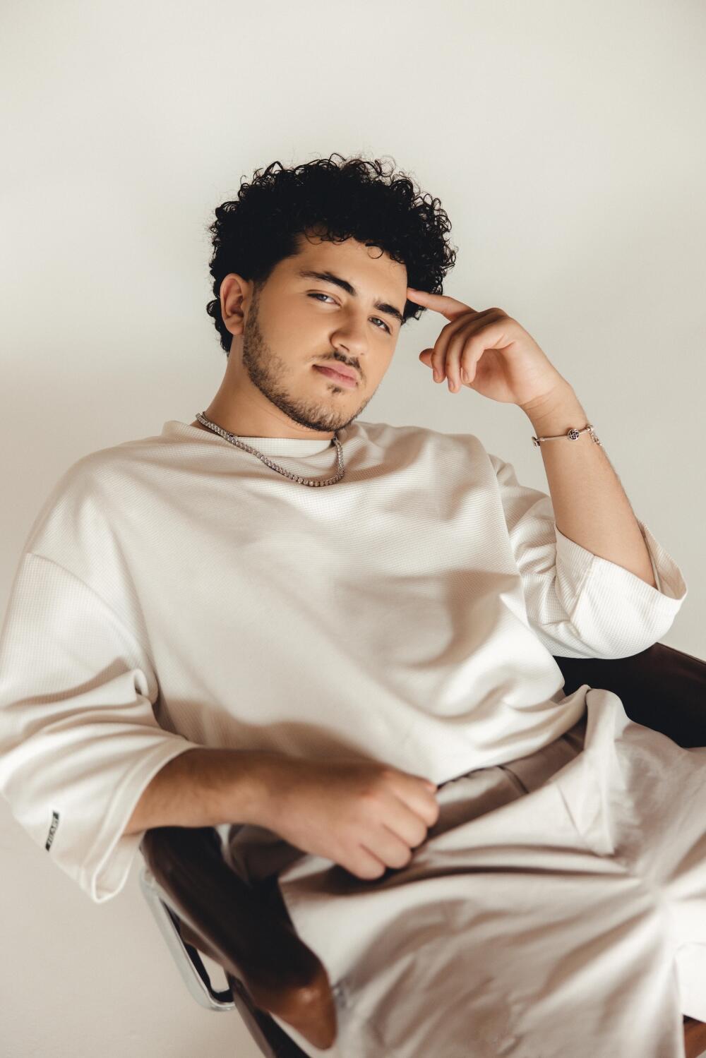 Issam Alnajjar Charts an Emotional Blueprint for Arabic Pop with ‘WARAY’