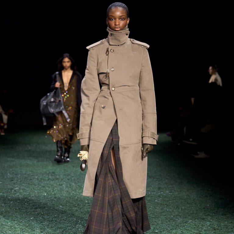 Burberry Winter 2024 – Timeless Winter Warmth