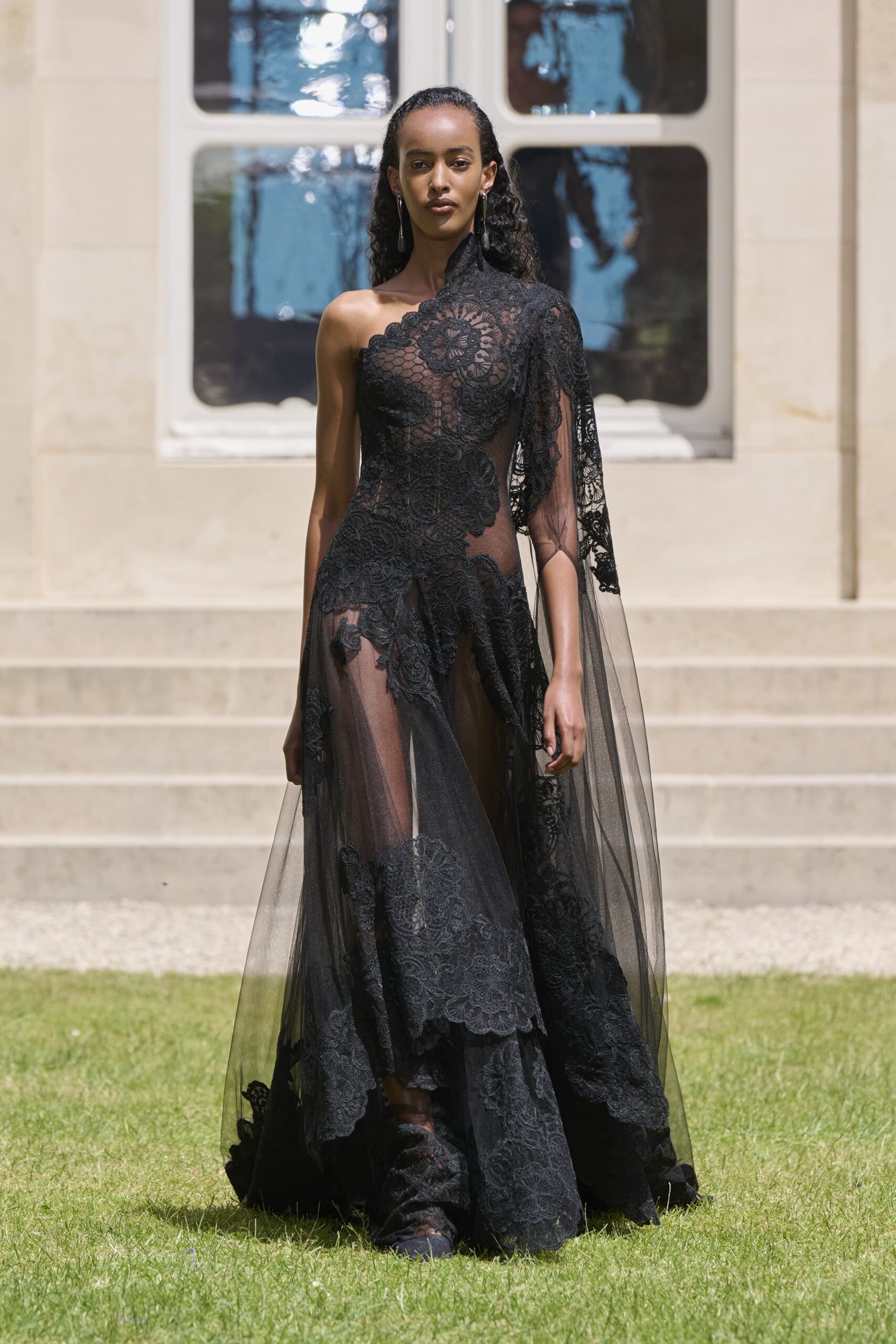 Parisian Panache: Highlights from Haute Couture Week 2024