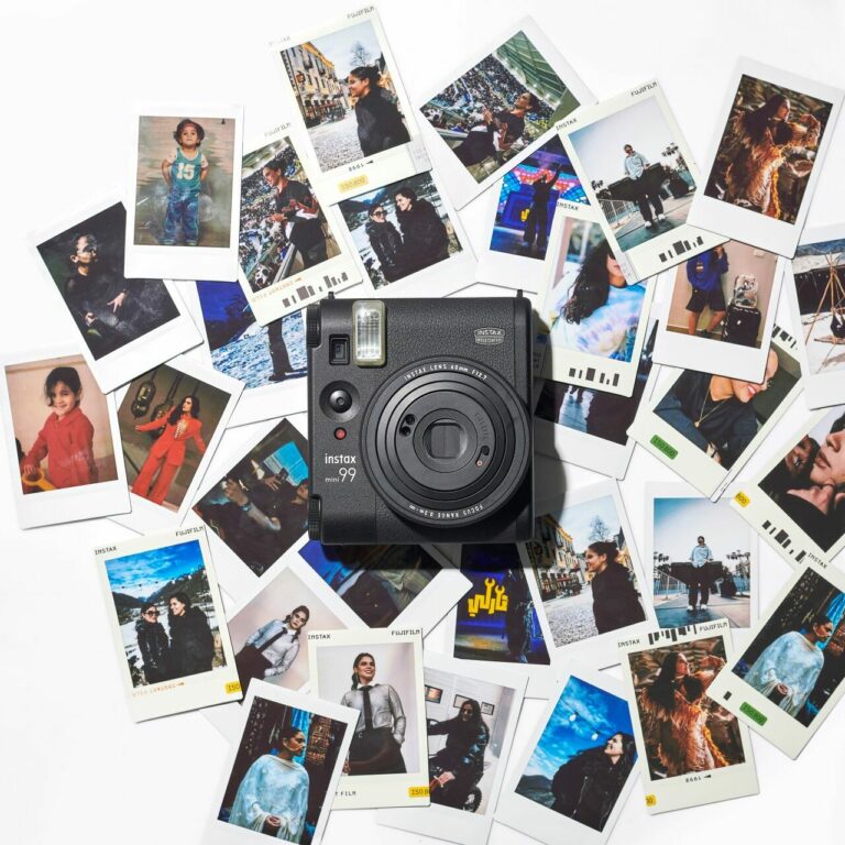 The INSTAX mini 99 Celebrates the Creative Power of MENA Women