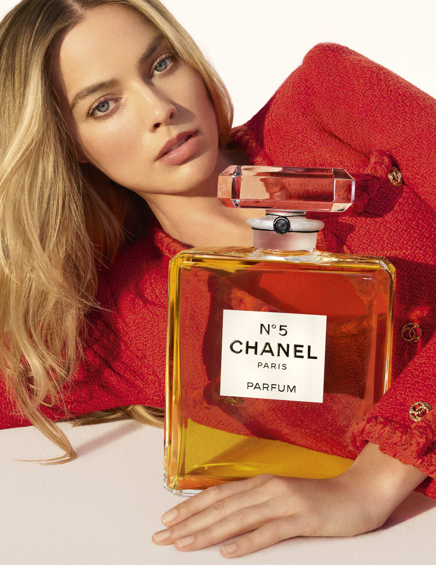 Margot Robbie Embodies the Spirit of Chanel No. 5 in New Campaign