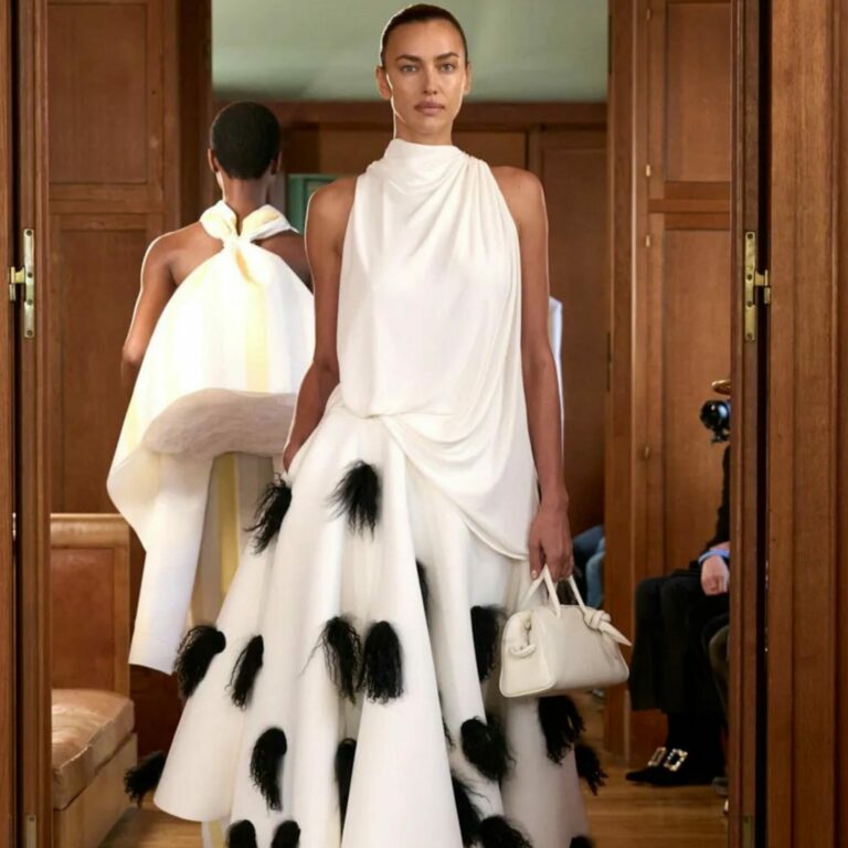 Jacquemus Spring 2025: A Modernist Ode to 1950s Glamour