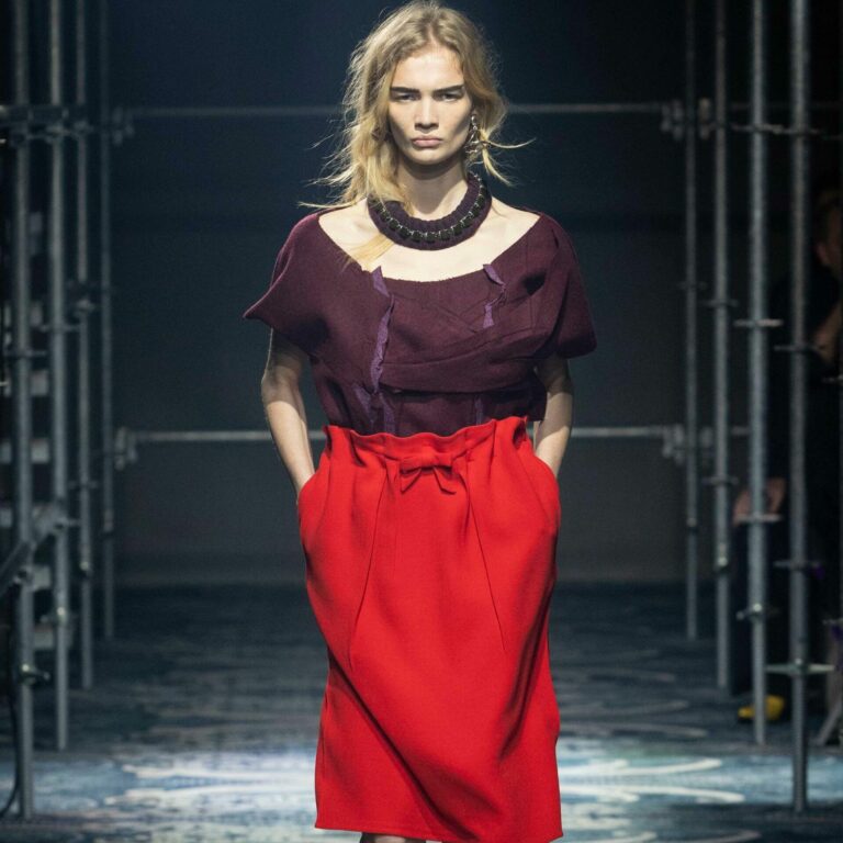 Prada FW25 – The Raw Beauty of Modern Femininity