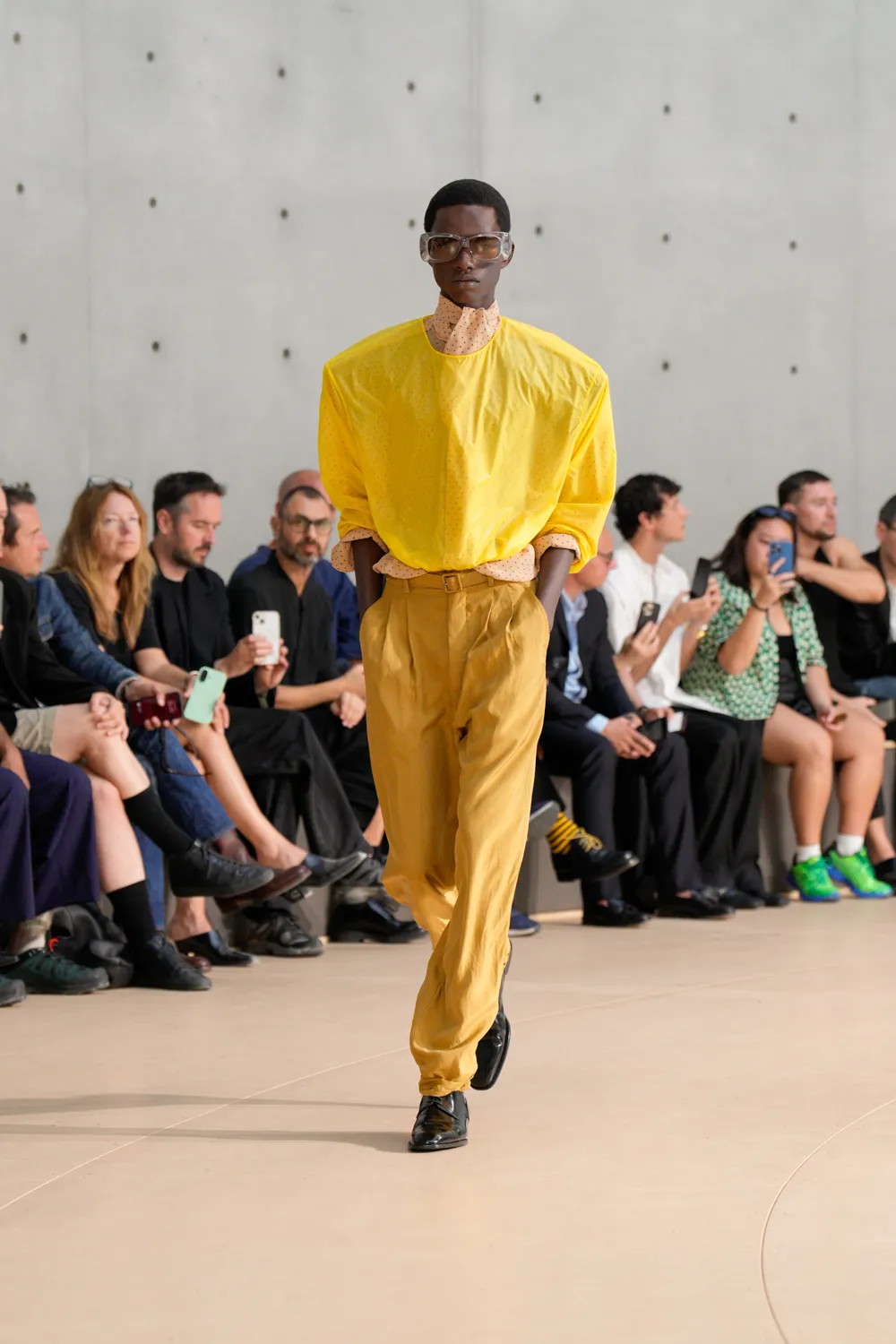 Saint Laurent – Same Tailoring, Smaller Shorts