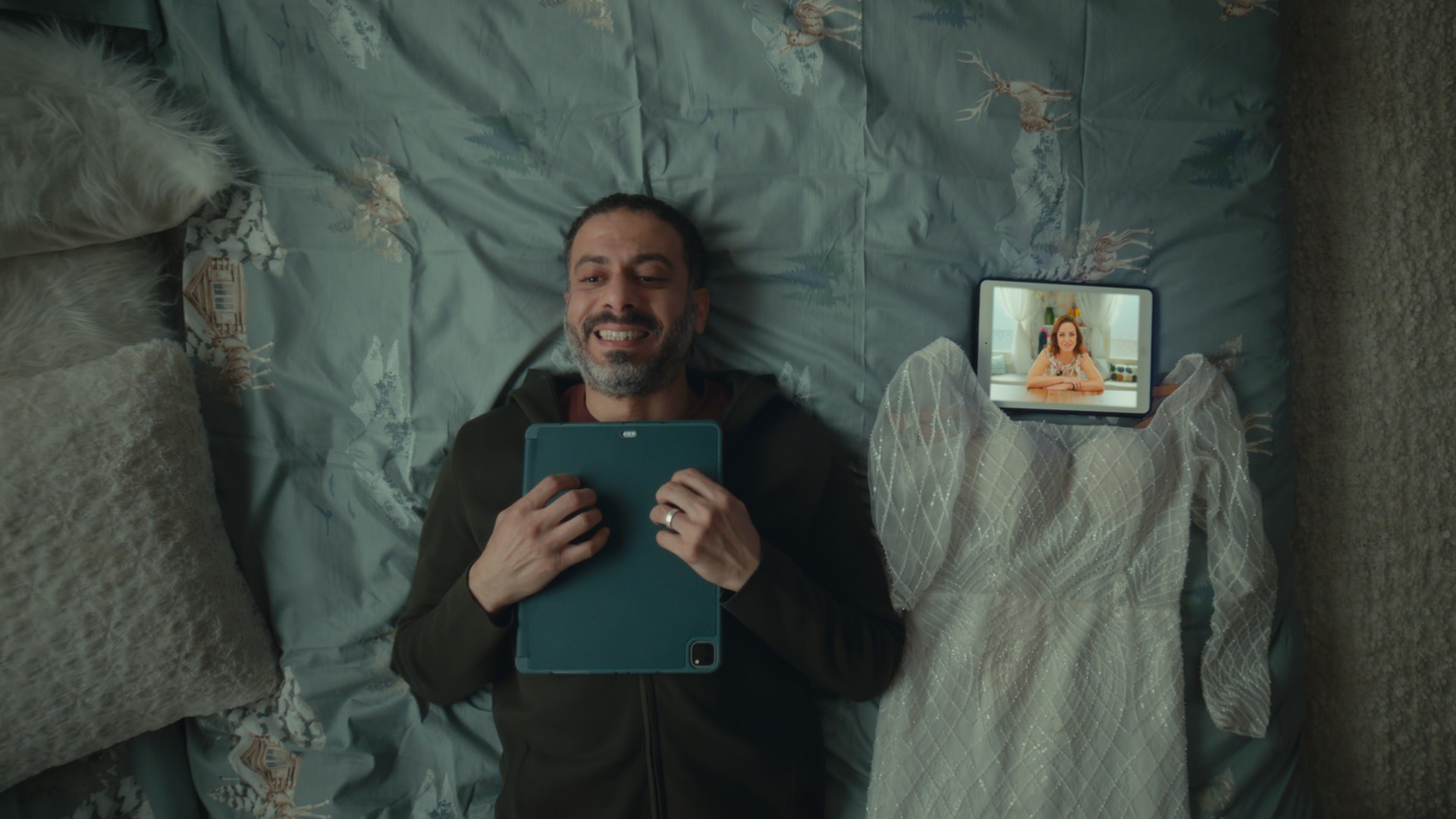 Netflix’s Catalog – A Raw, Reflective Portrait of an Arab Family, Grief, and the Power of Presence