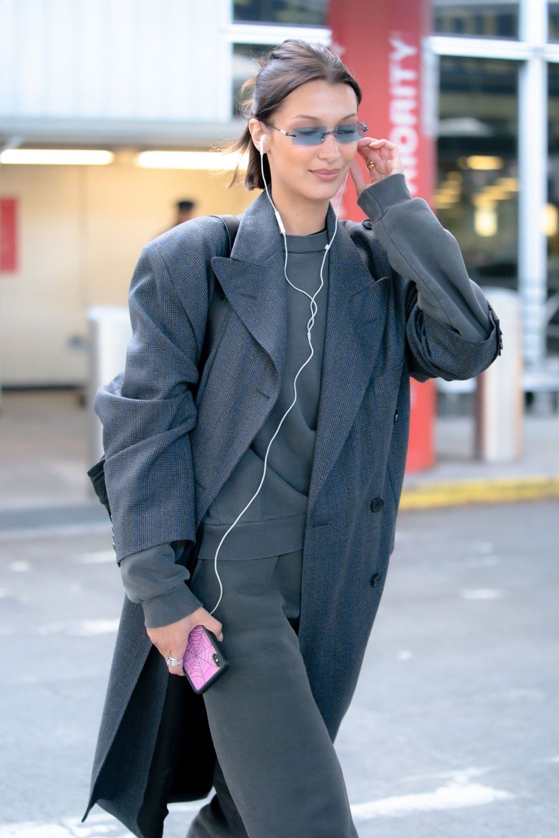 wired earphones
