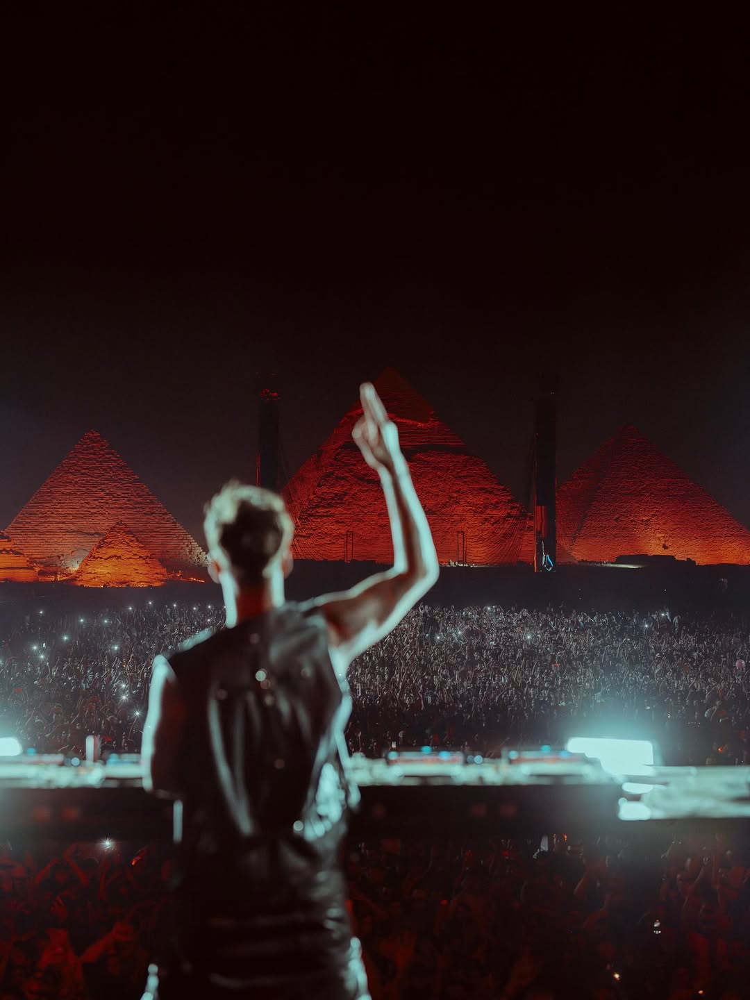 Basslines at the Base of History: The Ethics of Raving at the Pyramids