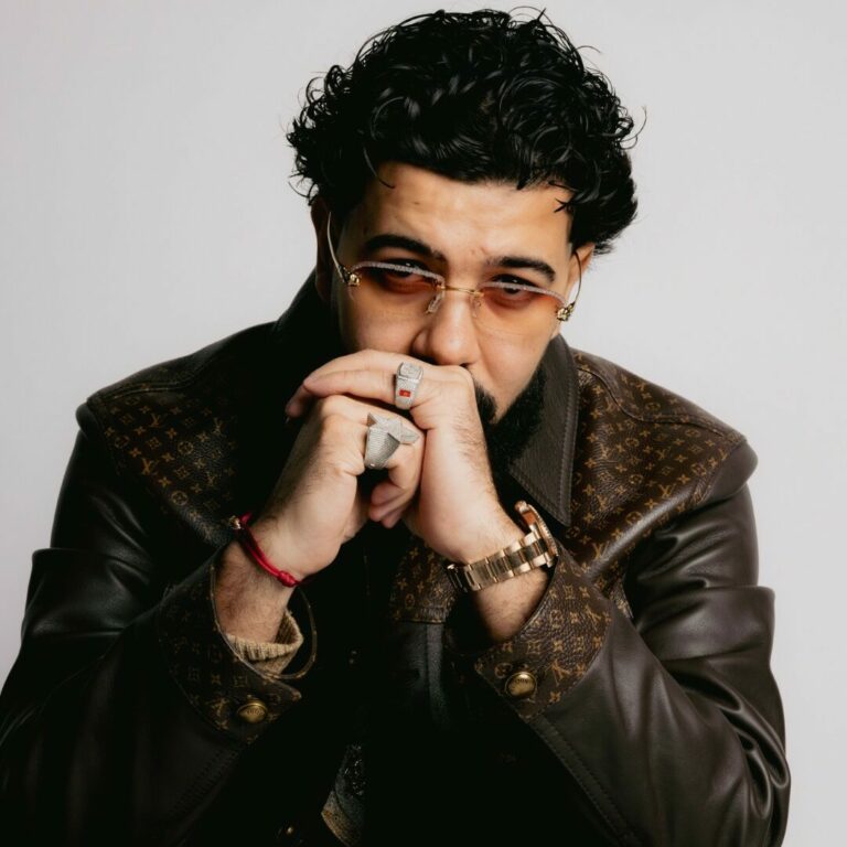 Moving with Dystinct