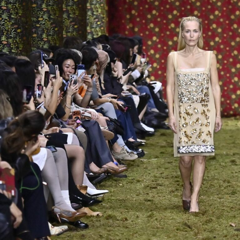 Miu Miu: The Body Inside the Clothes