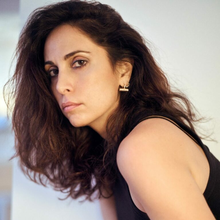 Yasmine Hamdan – When Words Fail