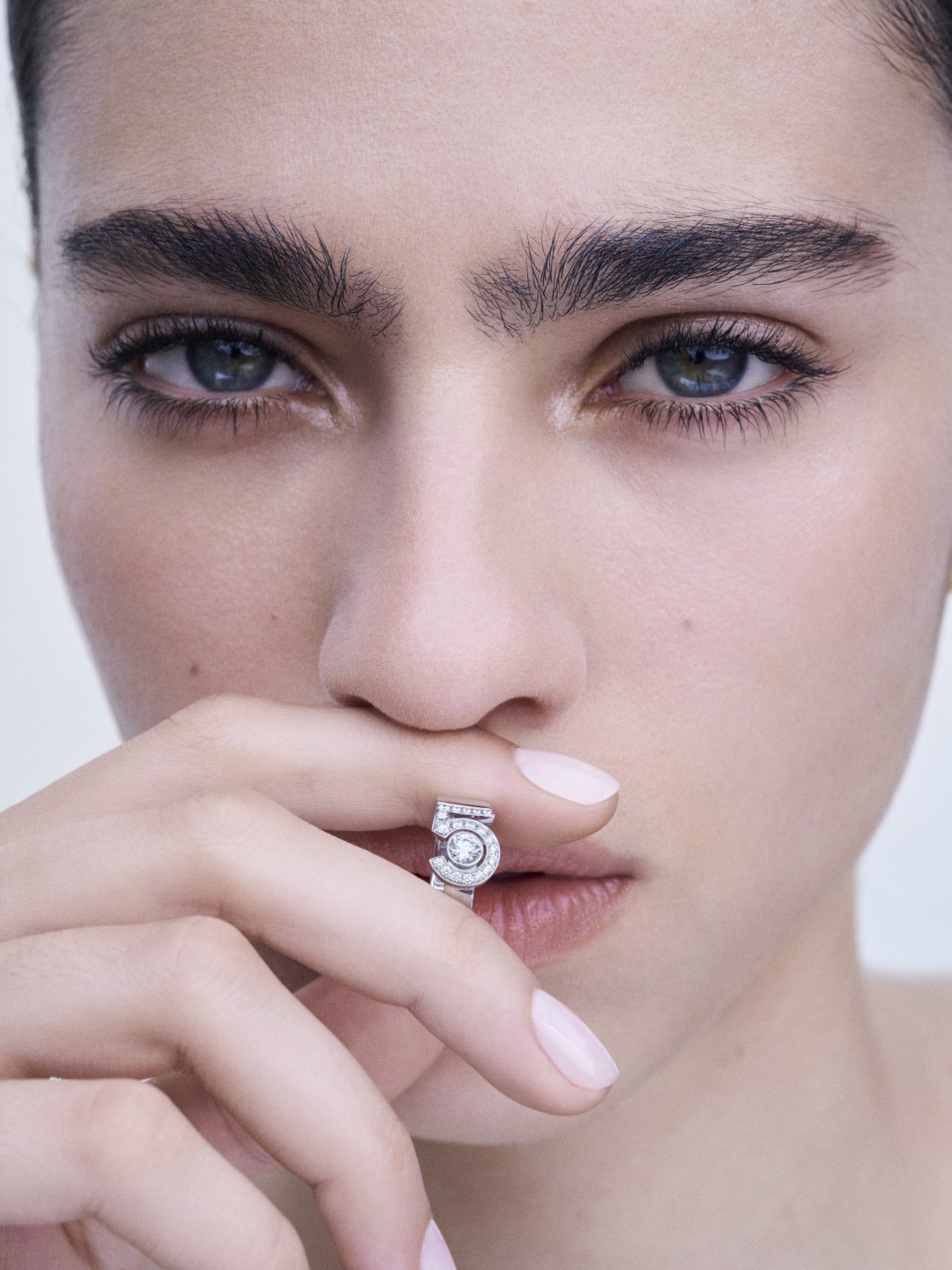 Chanel Collection N°5 – An Icon Becomes Jewellery
