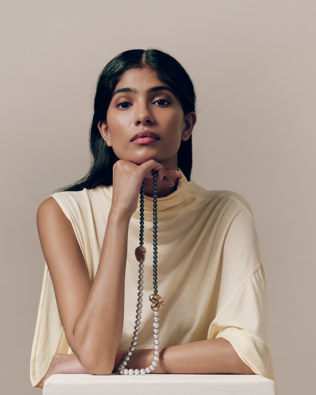 HEROBJECTS Crafts Saudi Arabia in Gold