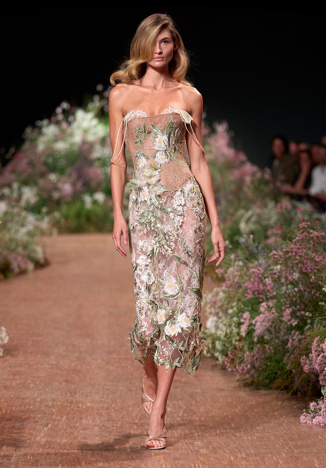 Elie Saab Spring/Summer 2027 runway look, Paris Fashion Week