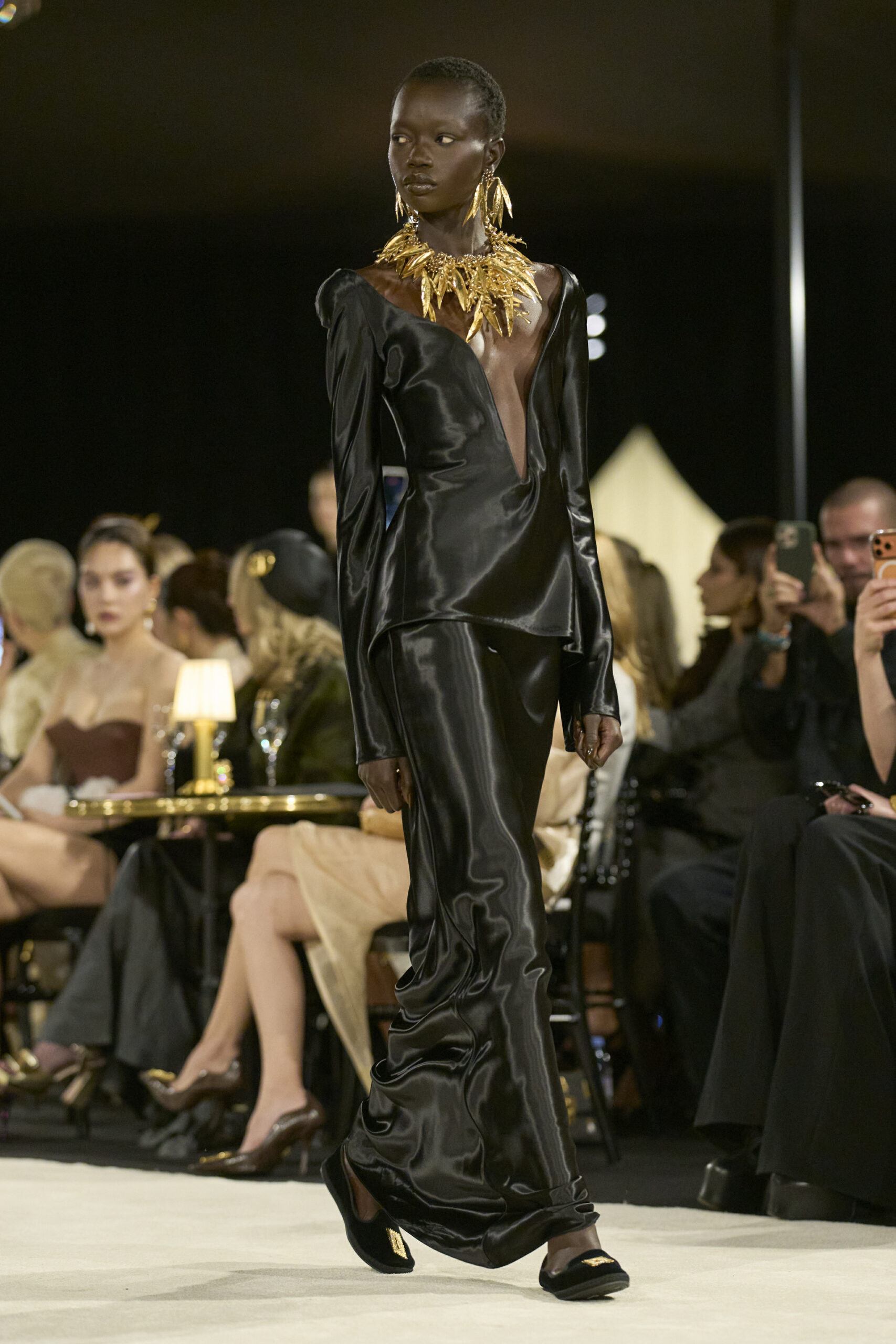 Schiaparelli Spring/Summer 2027 runway look, Paris Fashion Week