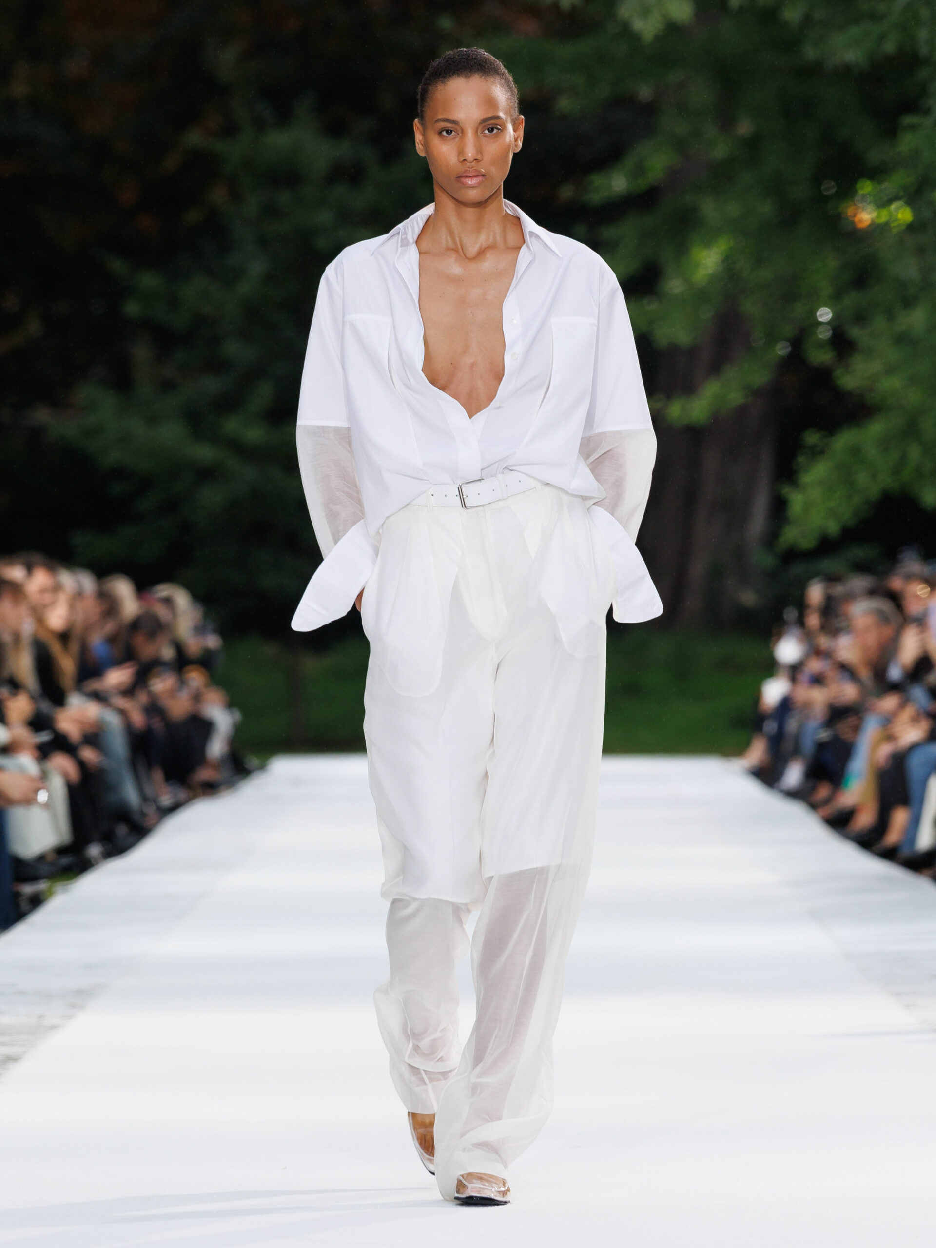 Stella McCartney Spring/Summer 2027 runway look, Paris Fashion Week